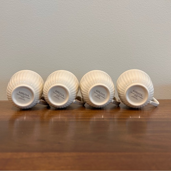 Mikasa Italian Countryside Set of 4 Tea Cups With 4 Saucers Appear Unused! - Picture 7 of 10